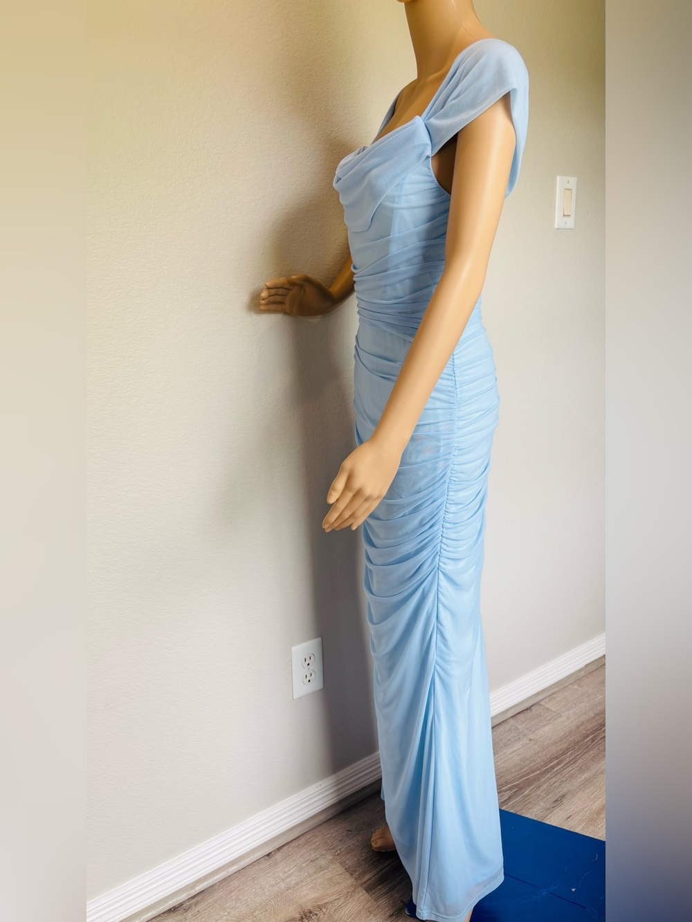 Elegant Off-Shoulder Baby Blue Ruched Evening Dress - Picture 5 of 14